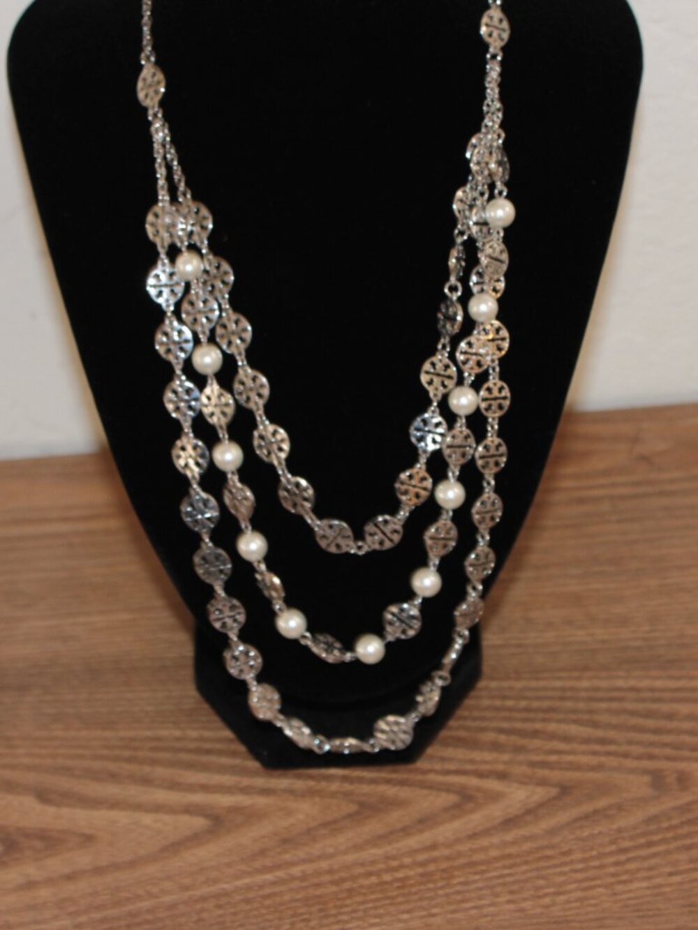 NWT Tory Burch Silver Tone Multi Strand Pearl Station Necklace $249